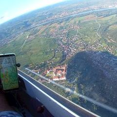 Flugwegposition um 15:02:13: Aufgenommen in der Nähe von Gemeinde Furth bei Göttweig, 3511 Furth bei Göttweig, Österreich in 965 Meter